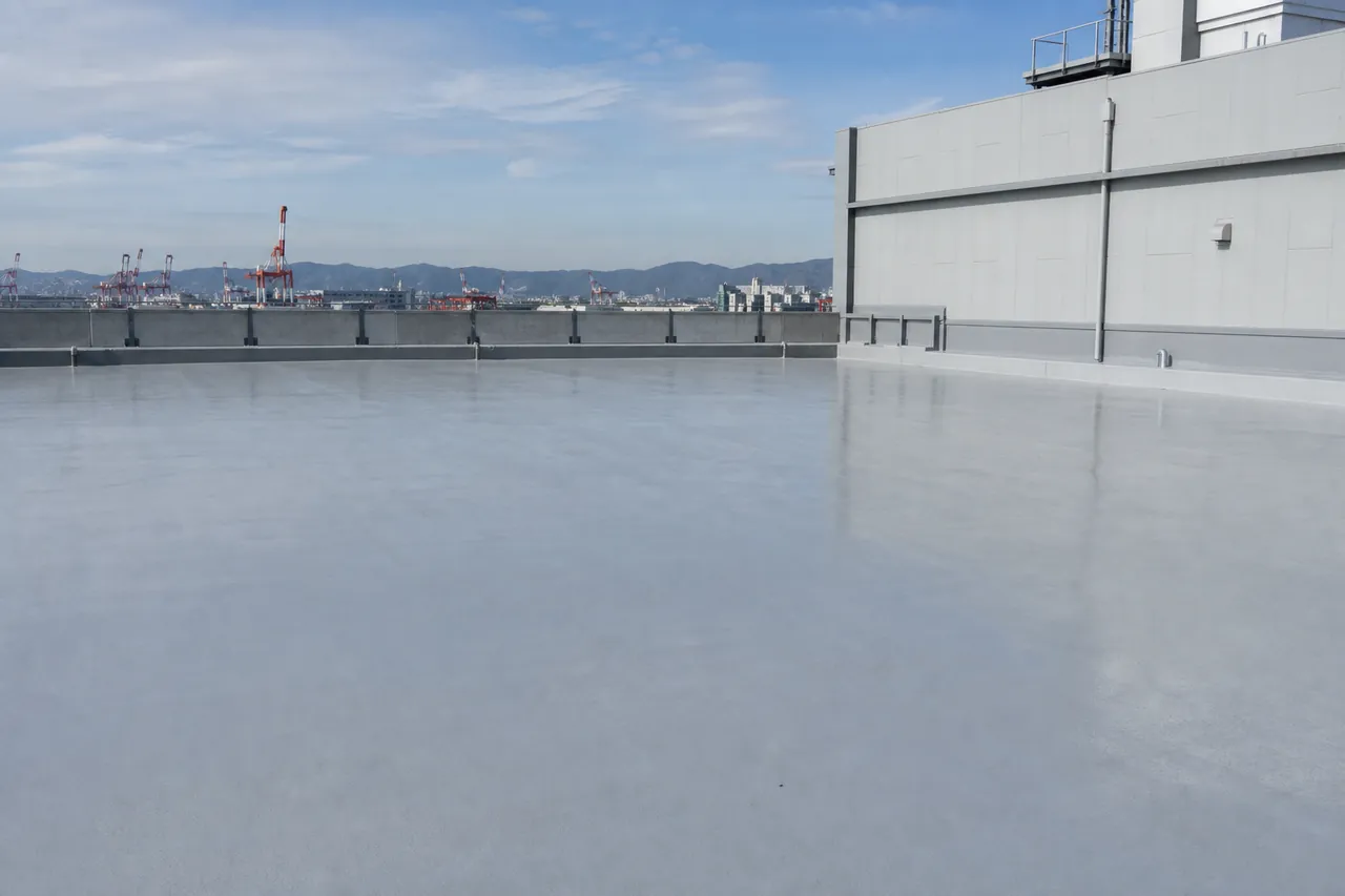 神奈川県の物流倉庫・工業地帯の防水施工イメージ