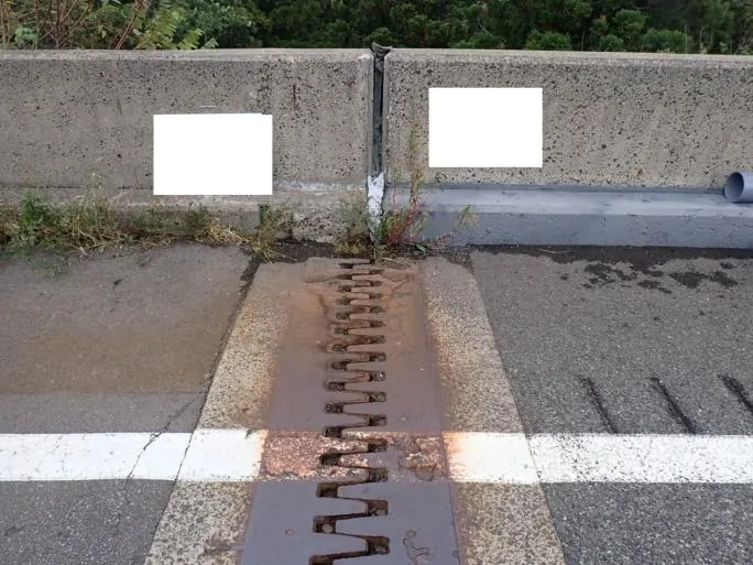 高速道路壁高欄防水の用途参考